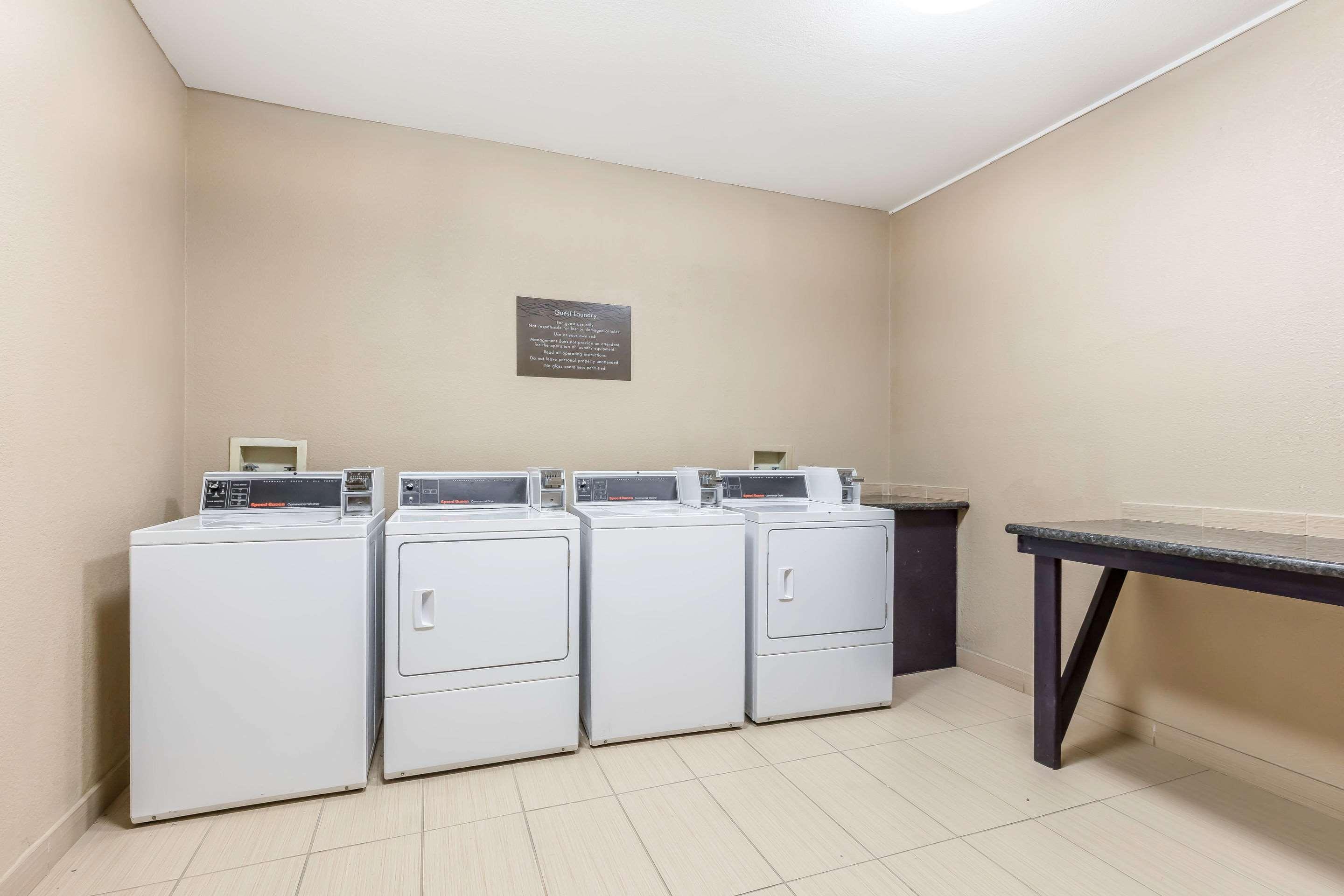 Comfort Inn & Suites Crystal Inn Sportsplex Gulfport Εξωτερικό φωτογραφία