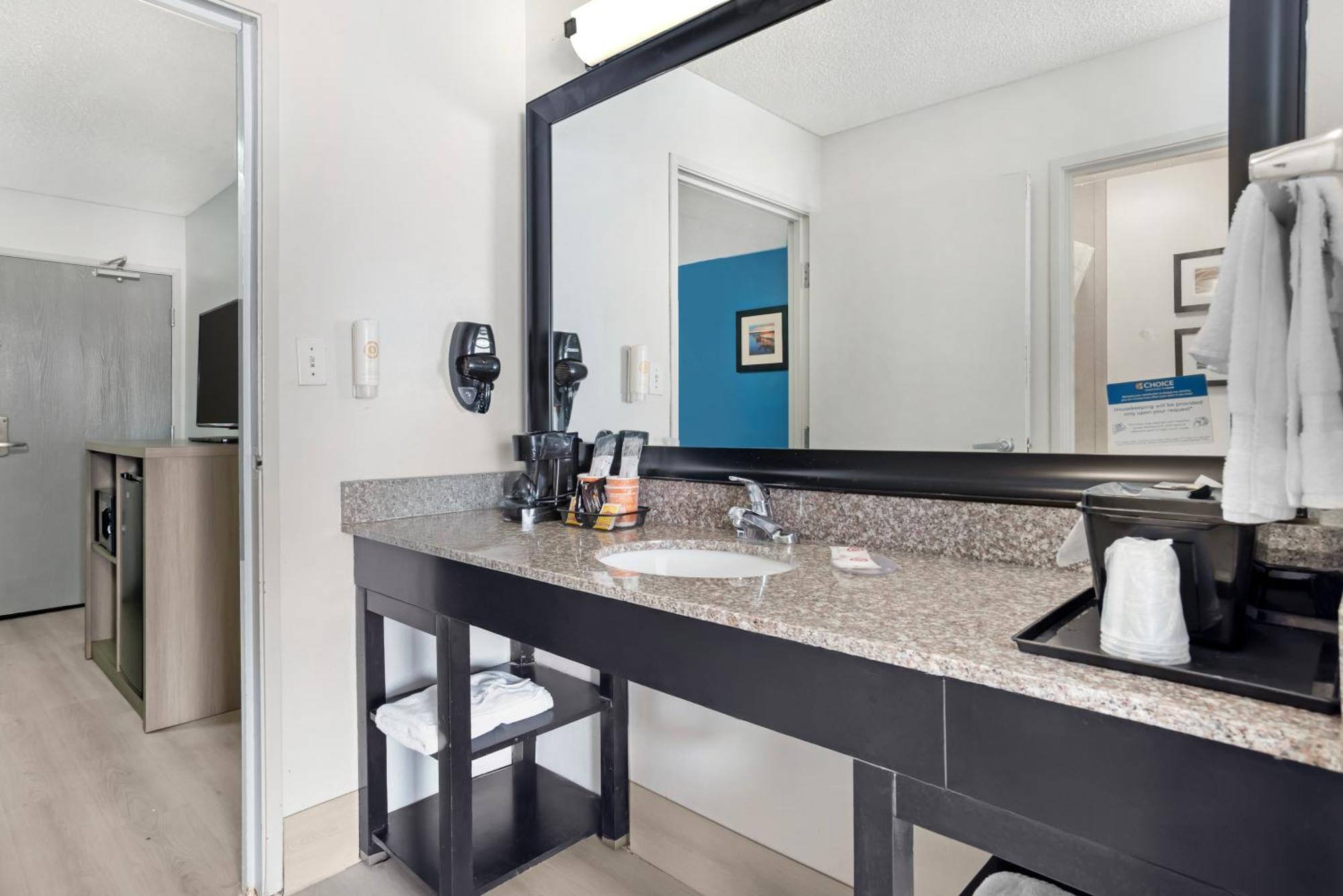 Comfort Inn & Suites Crystal Inn Sportsplex Gulfport Εξωτερικό φωτογραφία