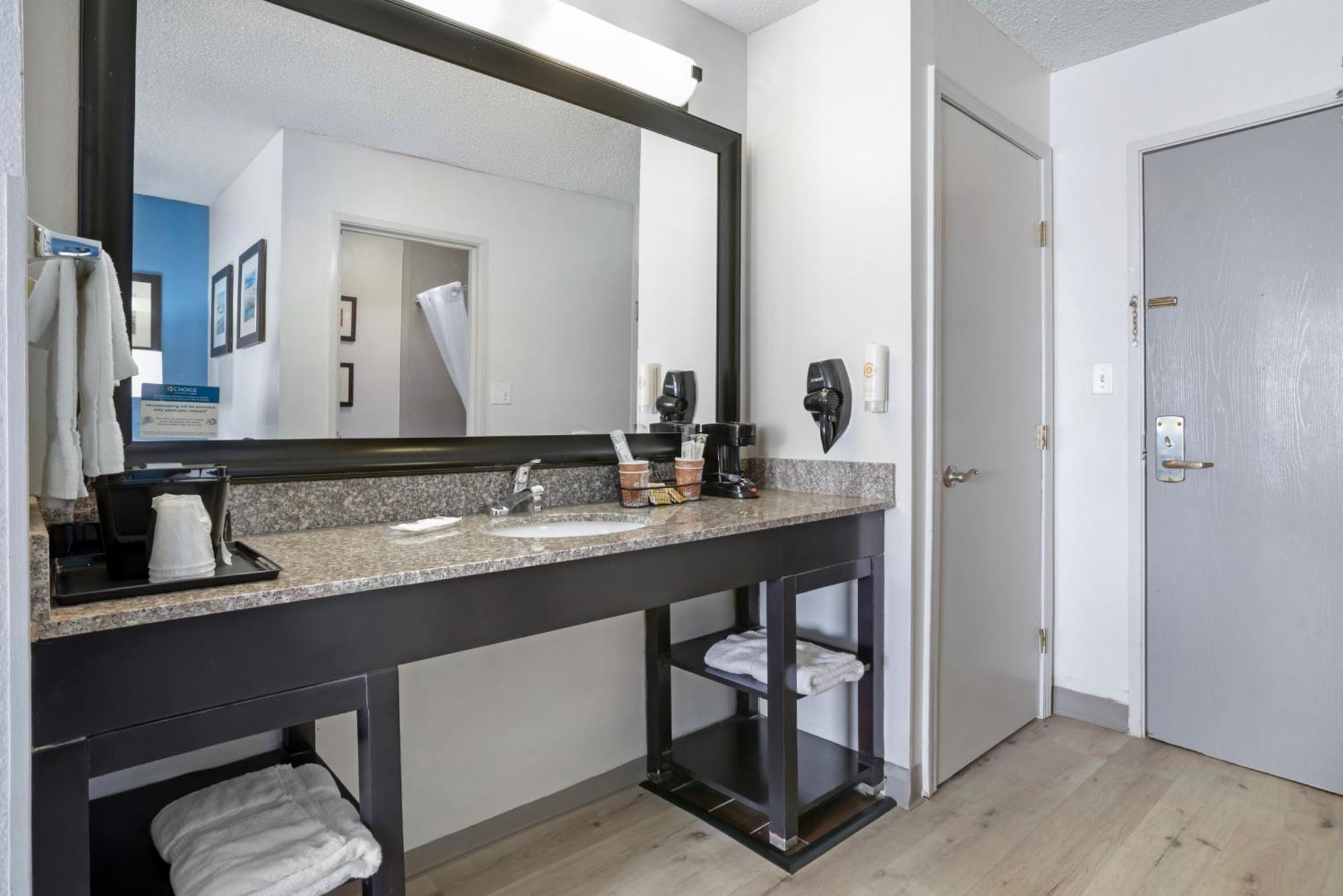 Comfort Inn & Suites Crystal Inn Sportsplex Gulfport Εξωτερικό φωτογραφία